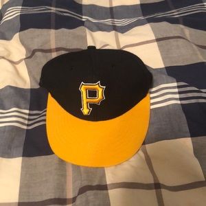 Pittsburgh Pirates baseball hat